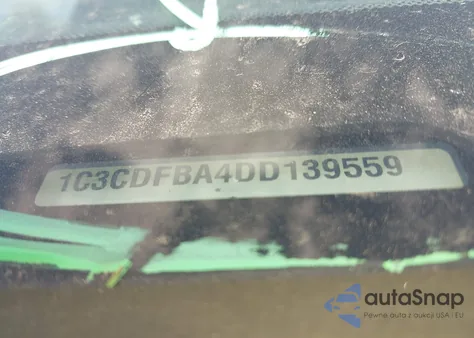 2013 Dodge Dart Sxt z USA, uszkodzony, nr VIN 1C3CDFBA4DD139559